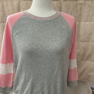 Elegant Gray and Pink Women's Sweater